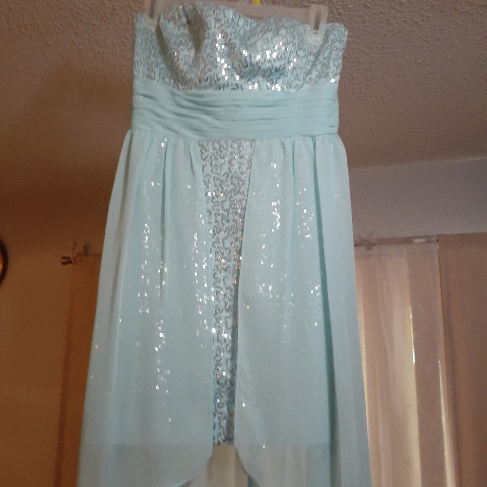 Women dress